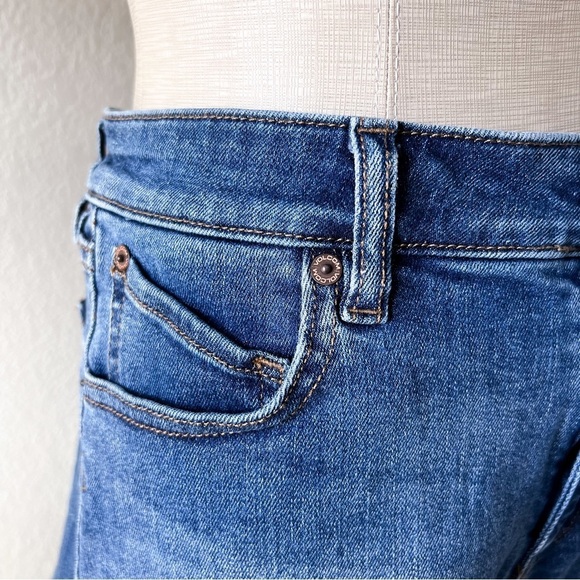 VOLCOM Stoney Stretch Micro Fit Mid Rise Denim Shorts - Picture 3 of 11